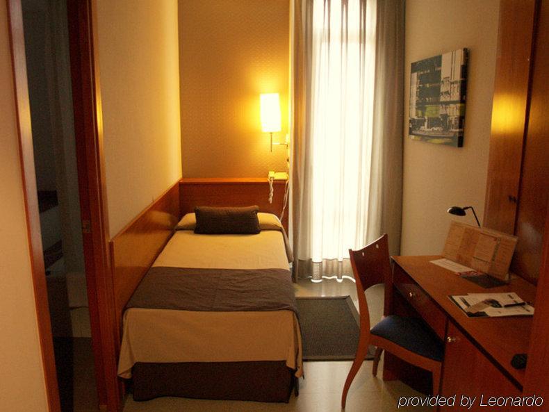 Hotel Гранольерс Экстерьер фото